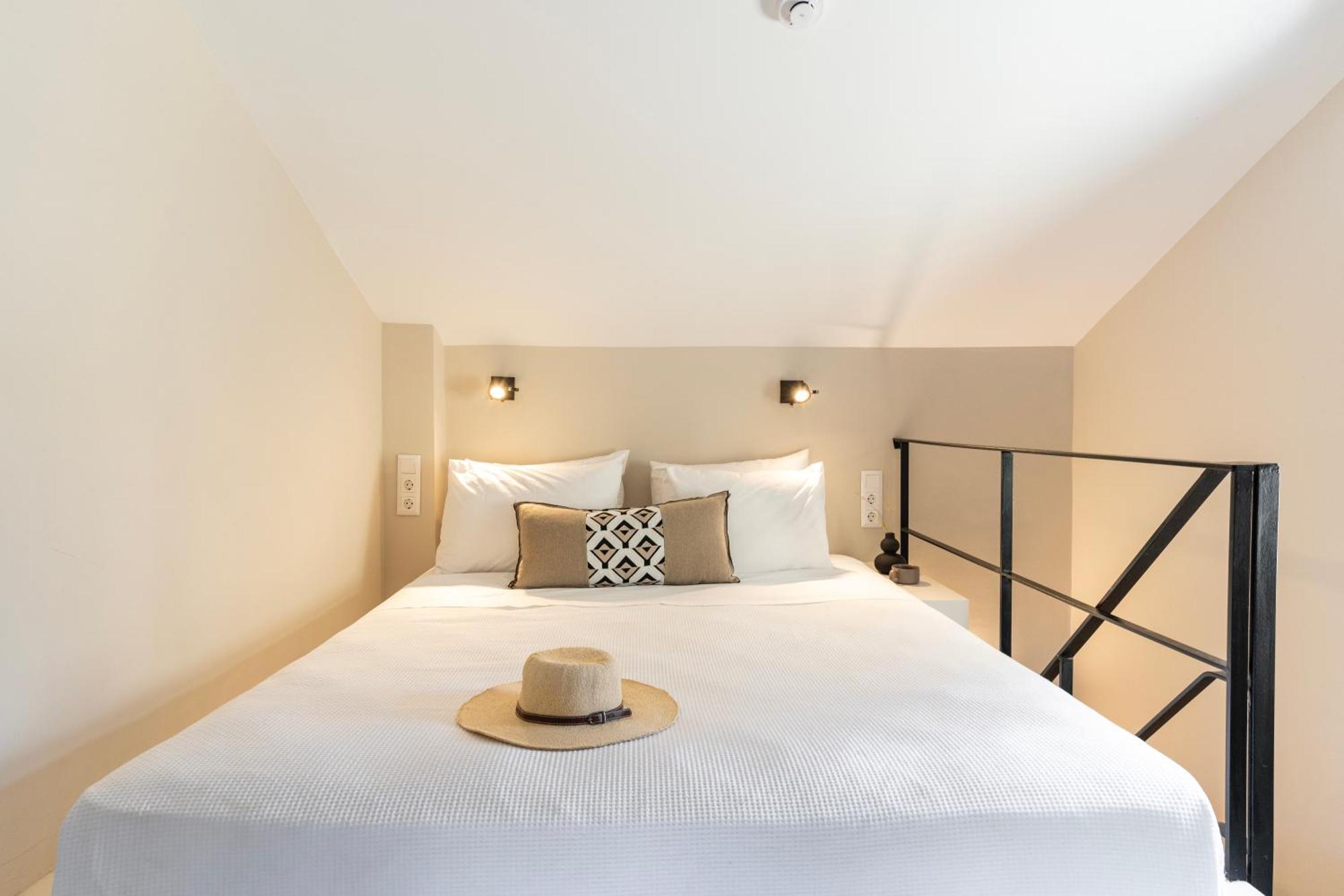 Elivia Boutique Suites Almiropótamos Eksteriør billede
