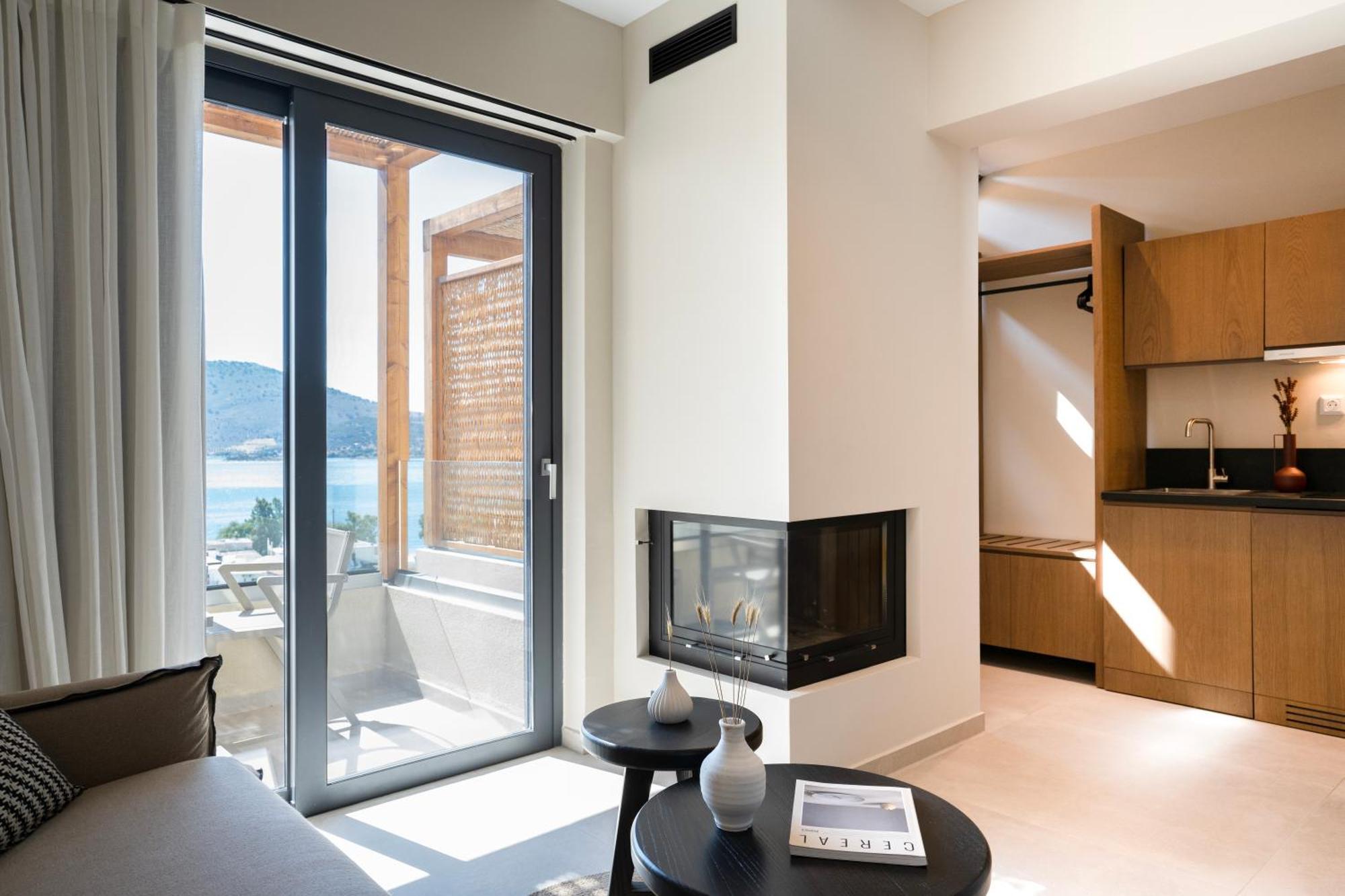Elivia Boutique Suites Almiropótamos Eksteriør billede